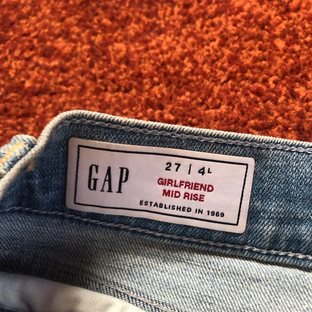 GAP Women's Mid Rise Jeans in Light Blue